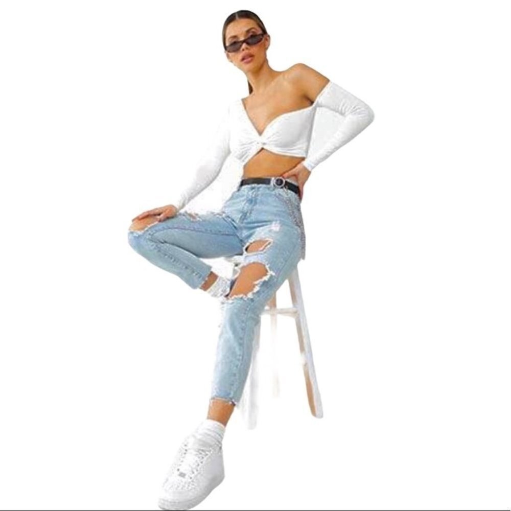 𝅺MOMOKROM High Waisted Distressed Ankle Jeans 25"